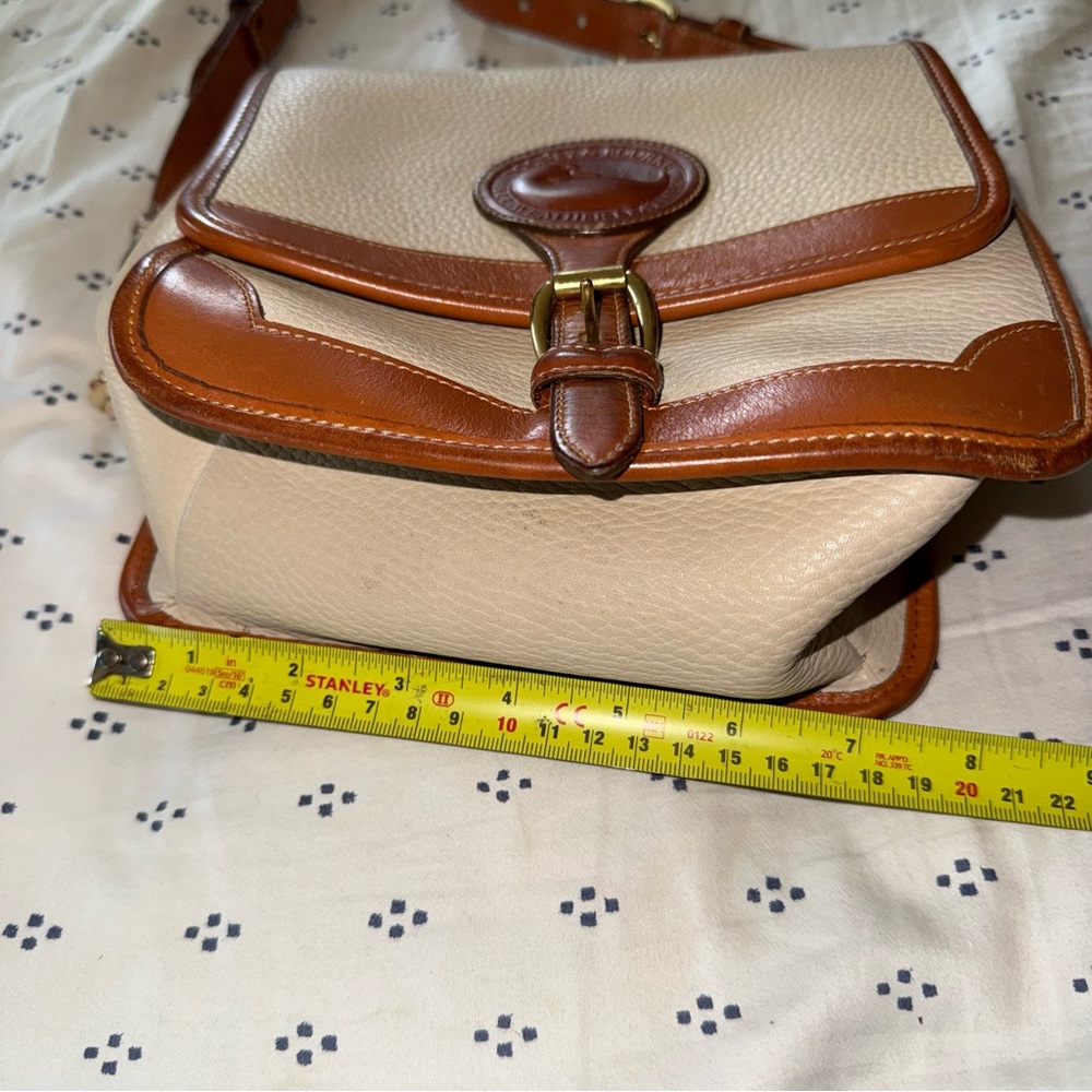 Vintage Dooney & Bourke Surrey crossbody bag All-Weather Leather - Picture 6 of 8